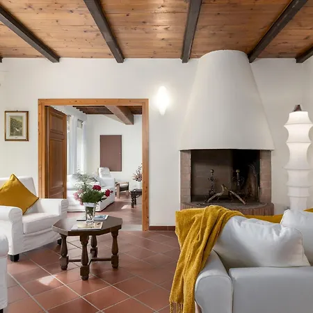 Villa Tenuta Francigena 8, Emma *