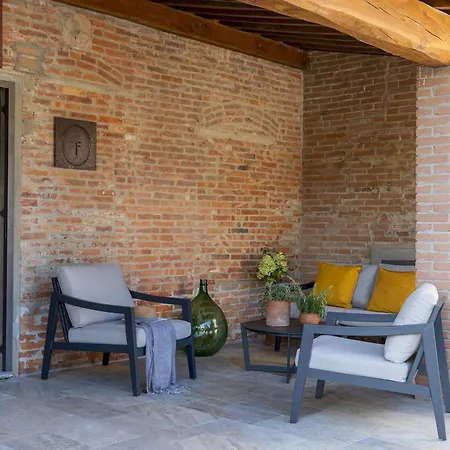 Tenuta Francigena 8, Emma
