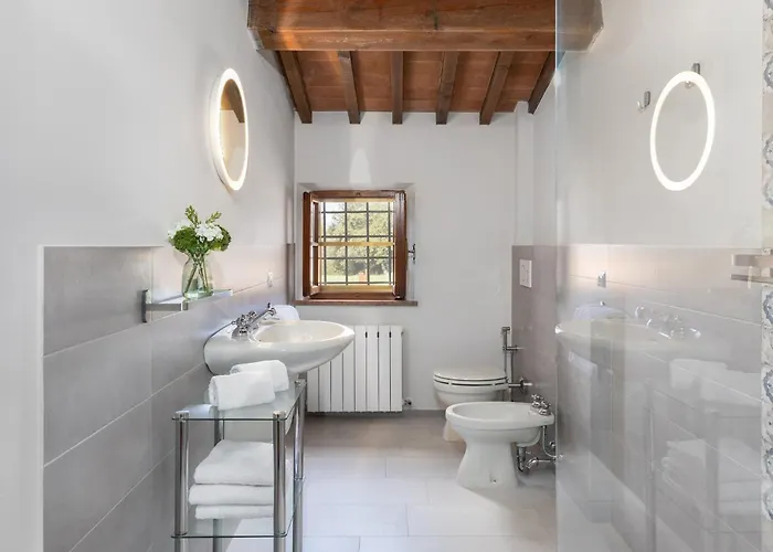 Tenuta Francigena 8, Emma Villa