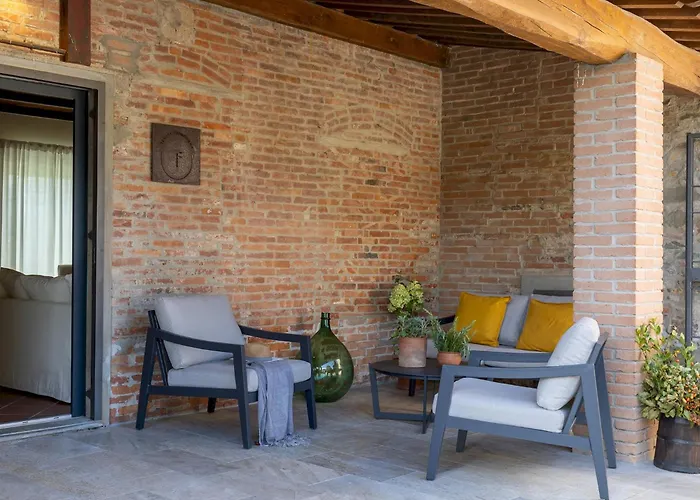 Tenuta Francigena 8, Emma